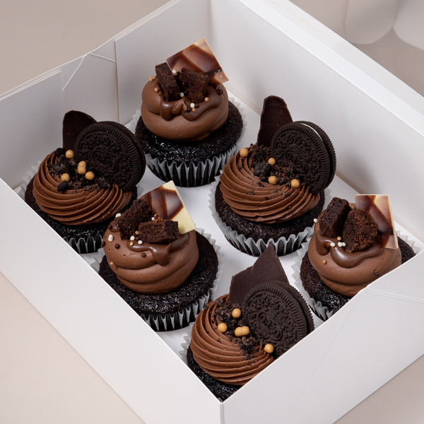 Chocolate Lovers Stuffed Cupcake Pack
